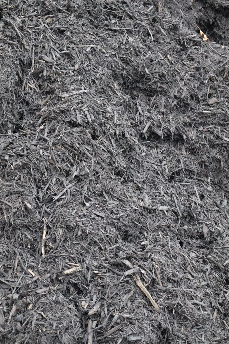 Black dyed mulch